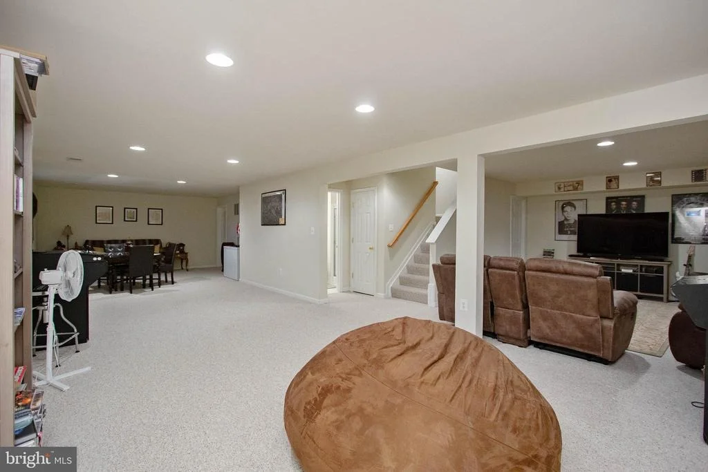 Photo of 8304 TENBROOK DRIVE