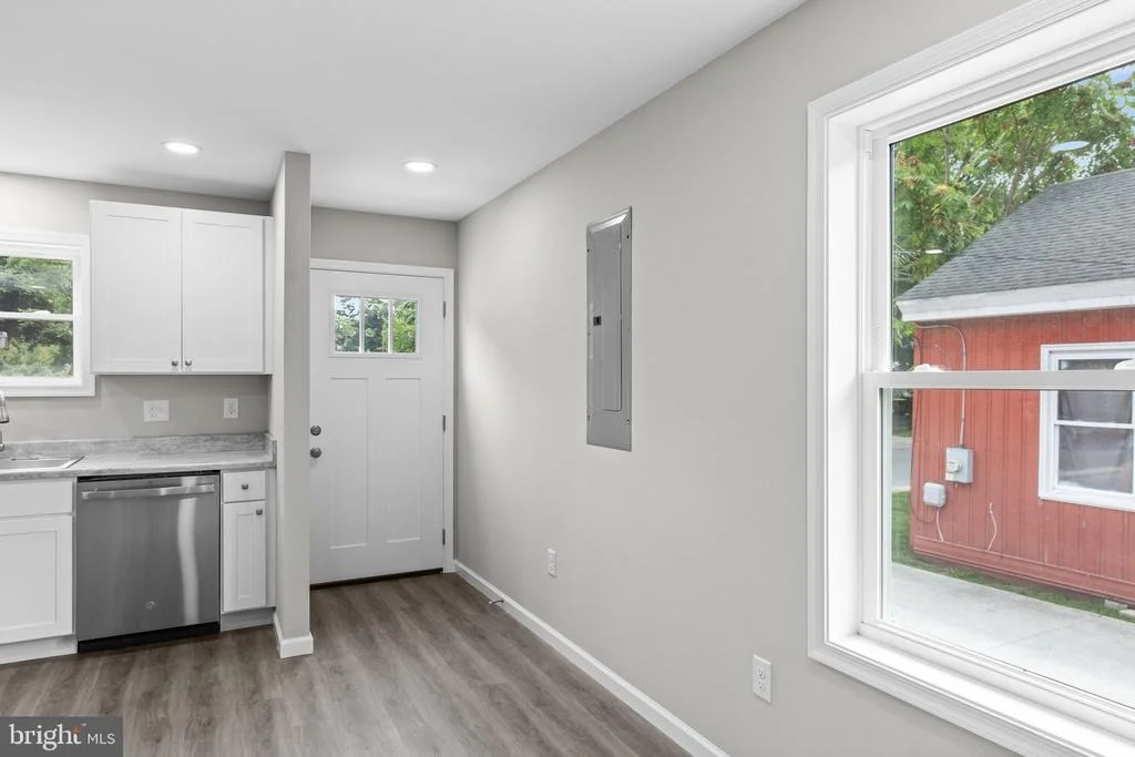 Photo of 518 W 7TH STREET