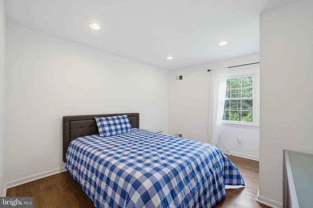 Photo of 8354 OLD DOMINION DRIVE