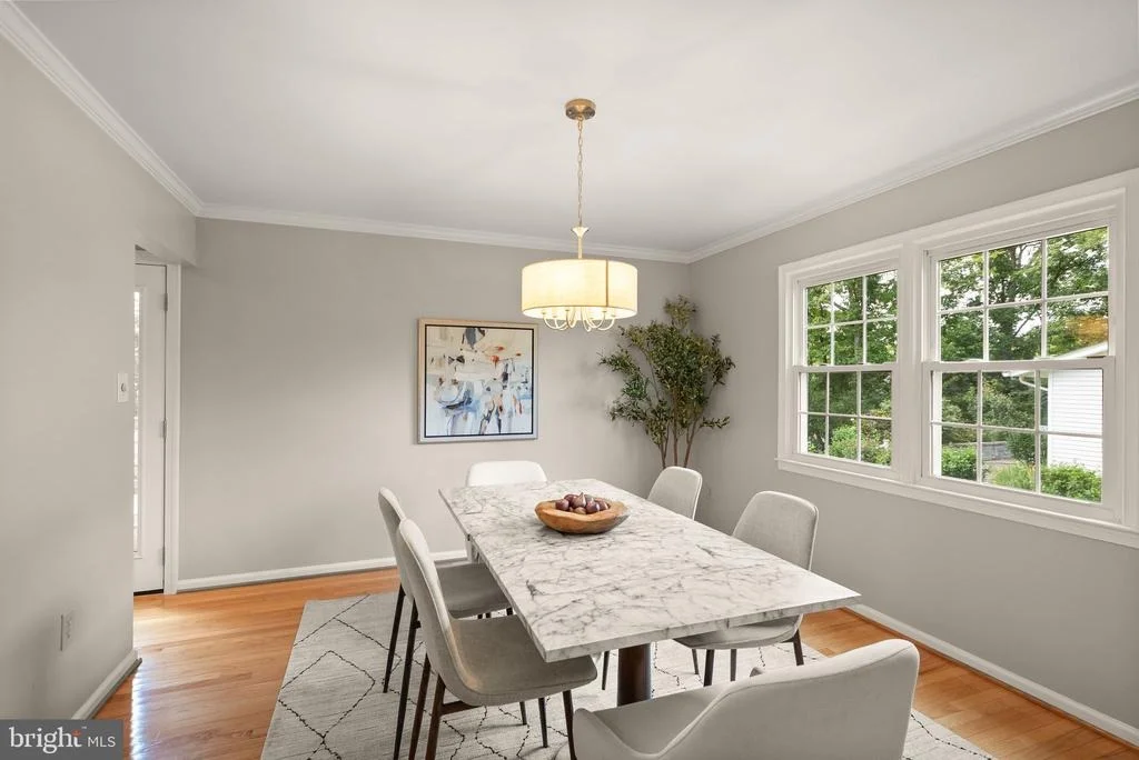 Photo of 8906 TAILCOAT COURT