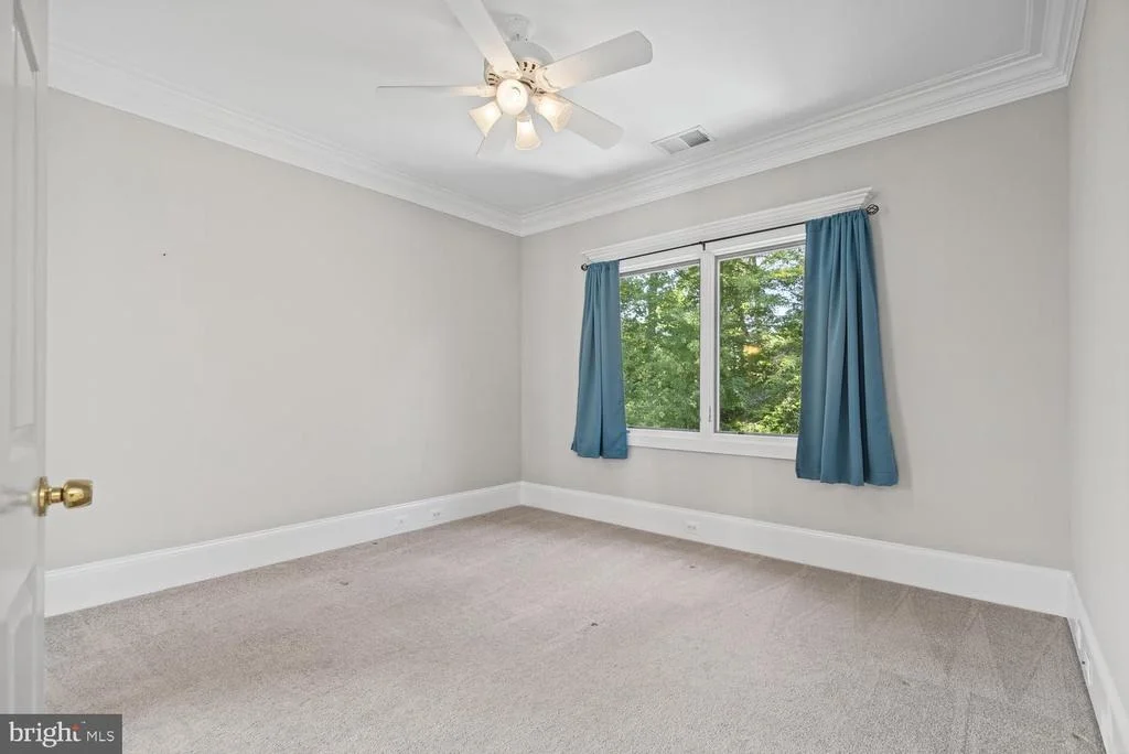 Photo of 9404 FOREST HAVEN DRIVE