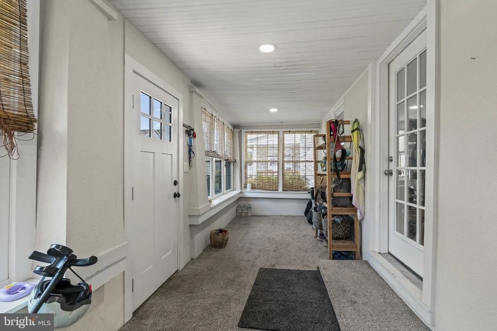 Photo of 425 FLORENCE AVENUE