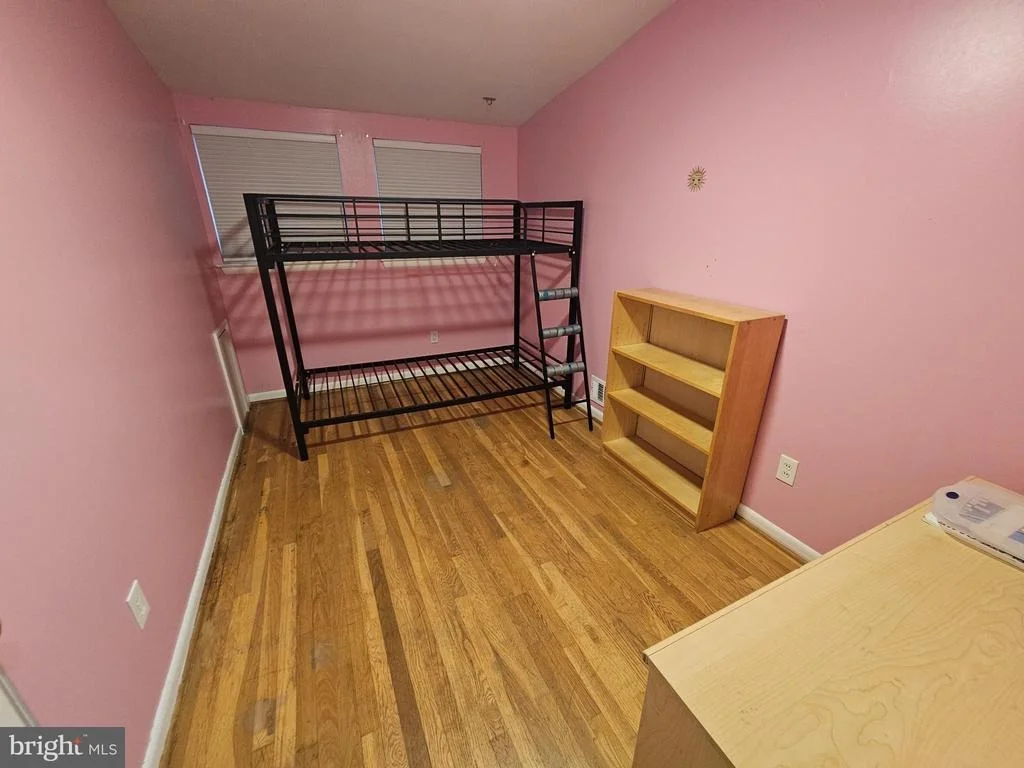 Photo of 420 LAMBERTON DRIVE