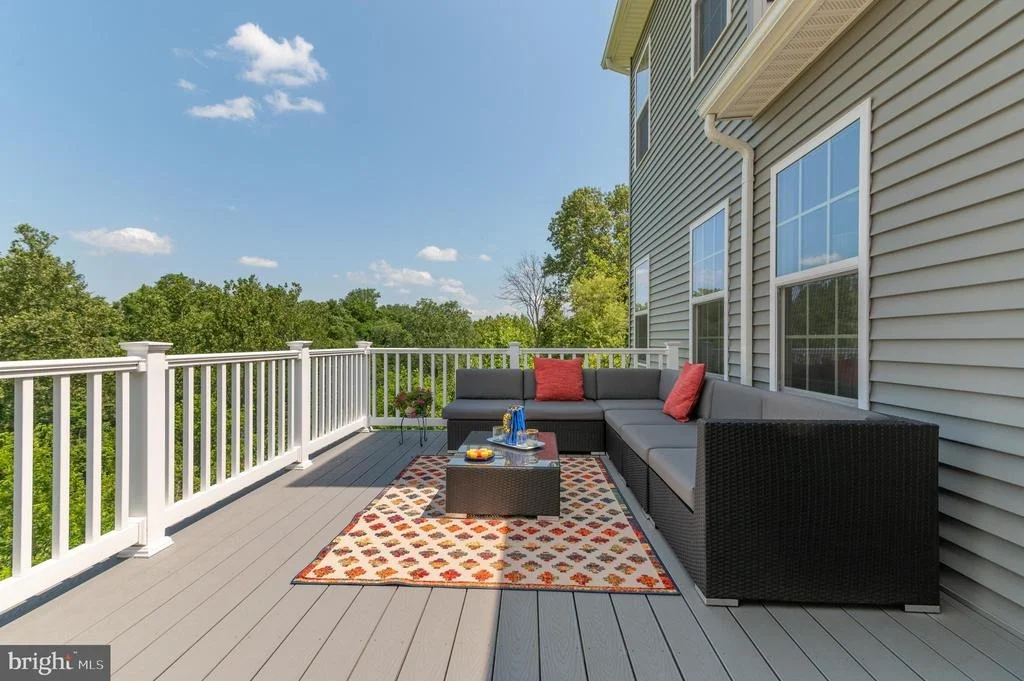 Photo of 405 POTOMAC VIEW PARKWAY