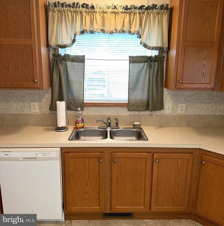 Photo of 1631 SHANNON O CIRCLE