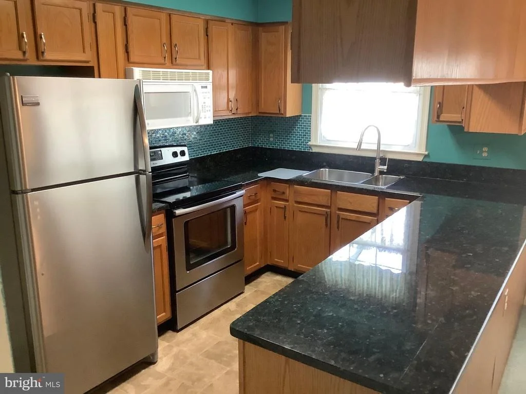 Photo of 921 MASTLINE DRIVE