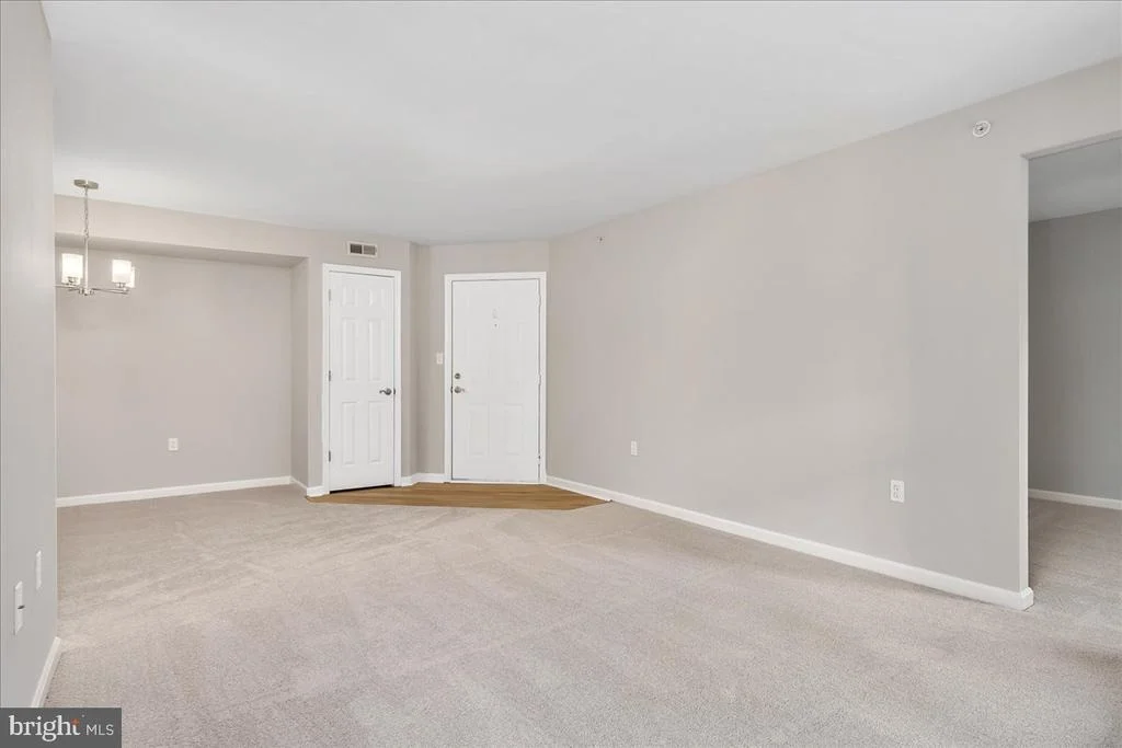 Photo of Unit 3C at 3810 NORMANDY DRIVE