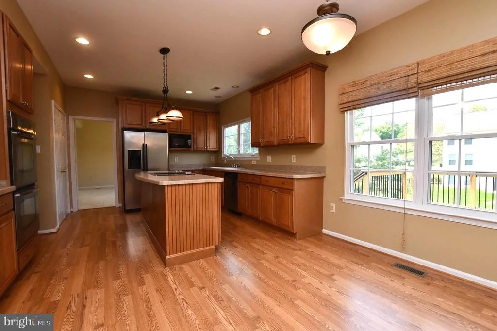 Photo of 46 CHRISTOPHER WAY