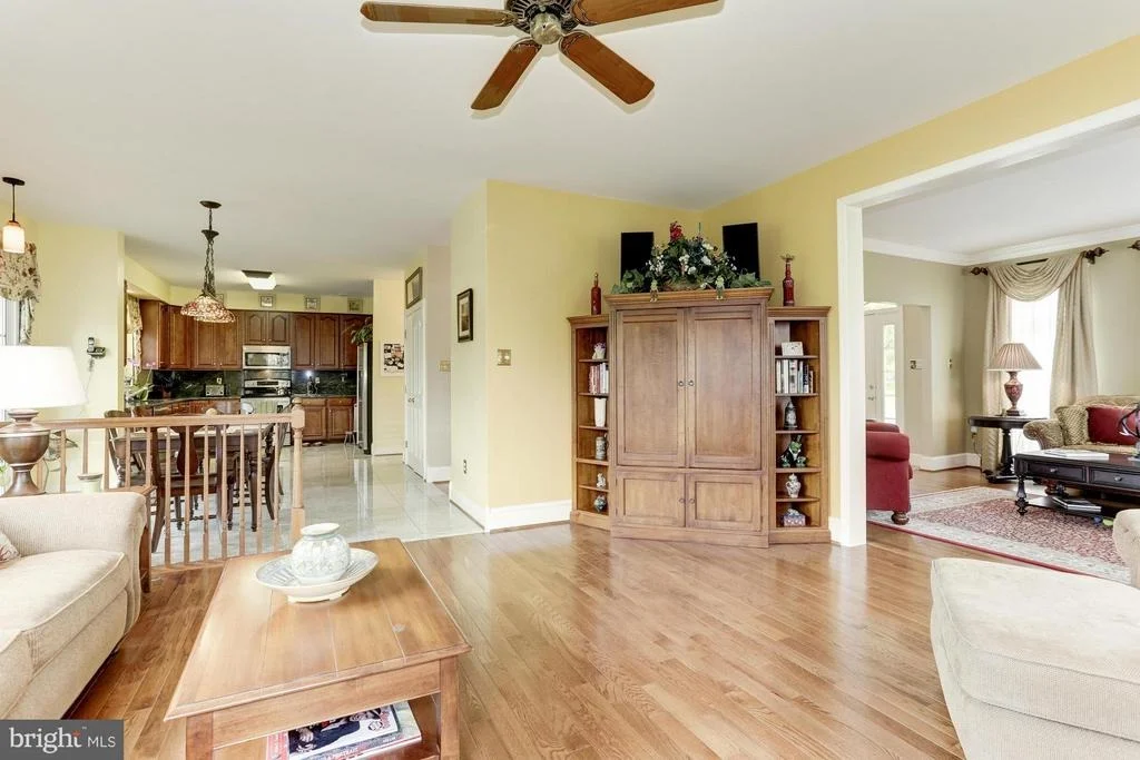 Photo of 5928 SPRING LEAF COURT