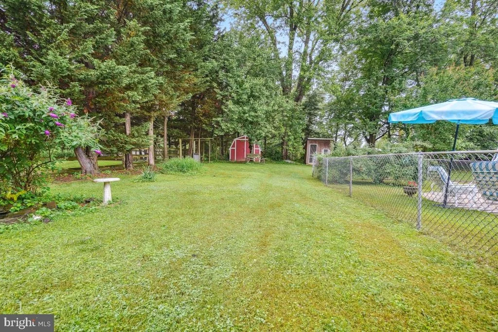 Photo of 17916 MUNCASTER ROAD