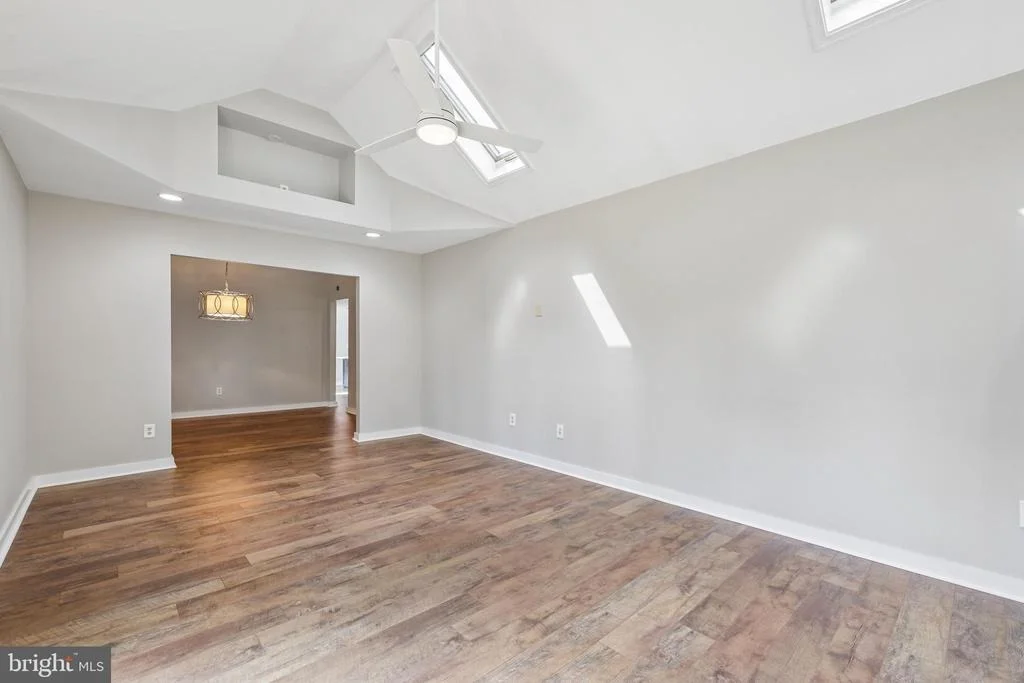 Photo of 1410 KNIGHTS BRIDGE TURN