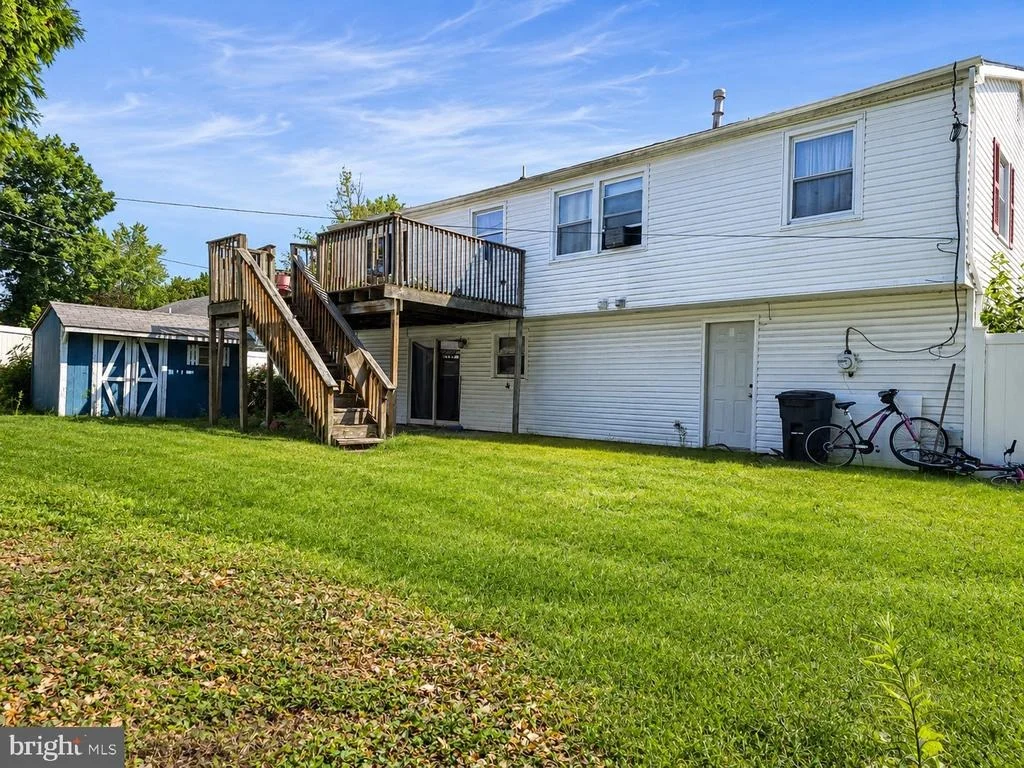 Photo of 103 NIAGARA LANE