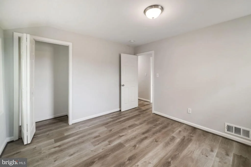 Photo of 7308 WALKER MILL ROAD