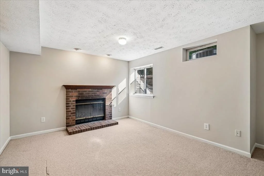 Photo of 3220 ORIENT FISHTAIL ROAD