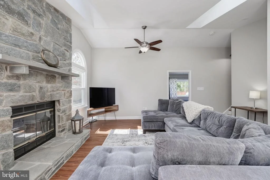 Photo of 9767 TURNBUCKLE DRIVE