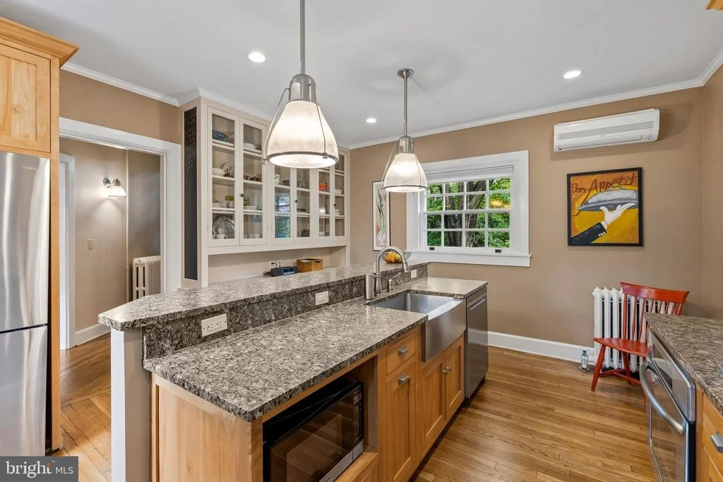Photo of 222 LONGWOOD ROAD
