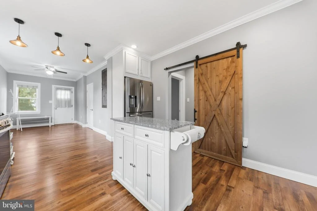 Photo of 1313 POPLAR AVENUE