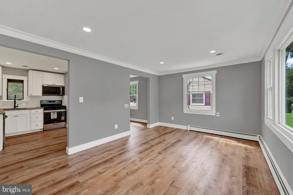 Photo of 634 LONGVIEW