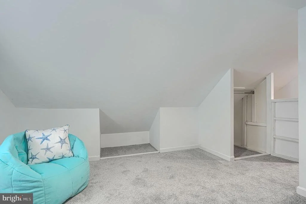 Photo of 7813 FAIRGREEN ROAD
