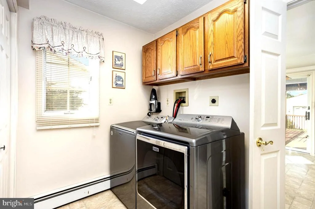 Photo of 7252 MEADOW LANE