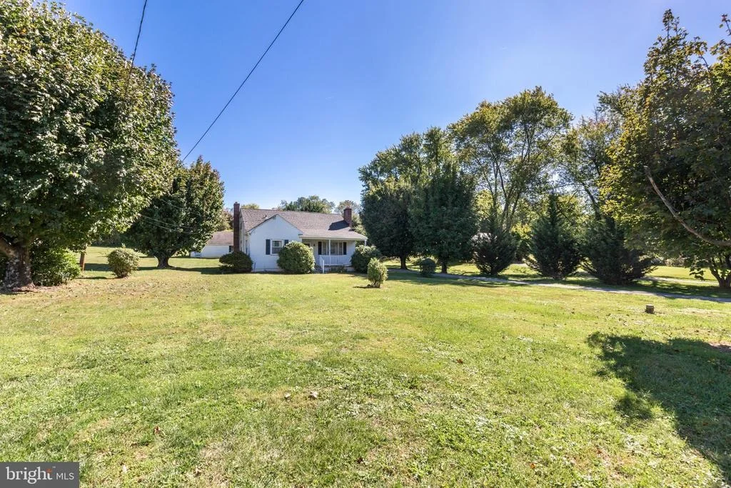 Photo of 15811 HANOVER PIKE