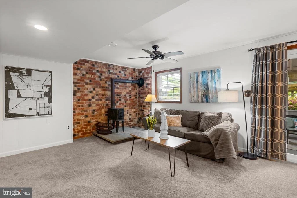 Photo of 17621 PRINCE EDWARD DRIVE