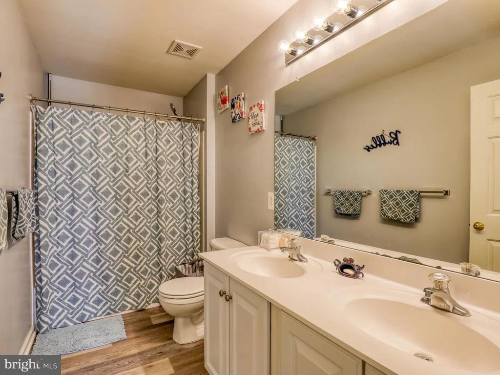 Photo of 11121 SUFFOLK DRIVE