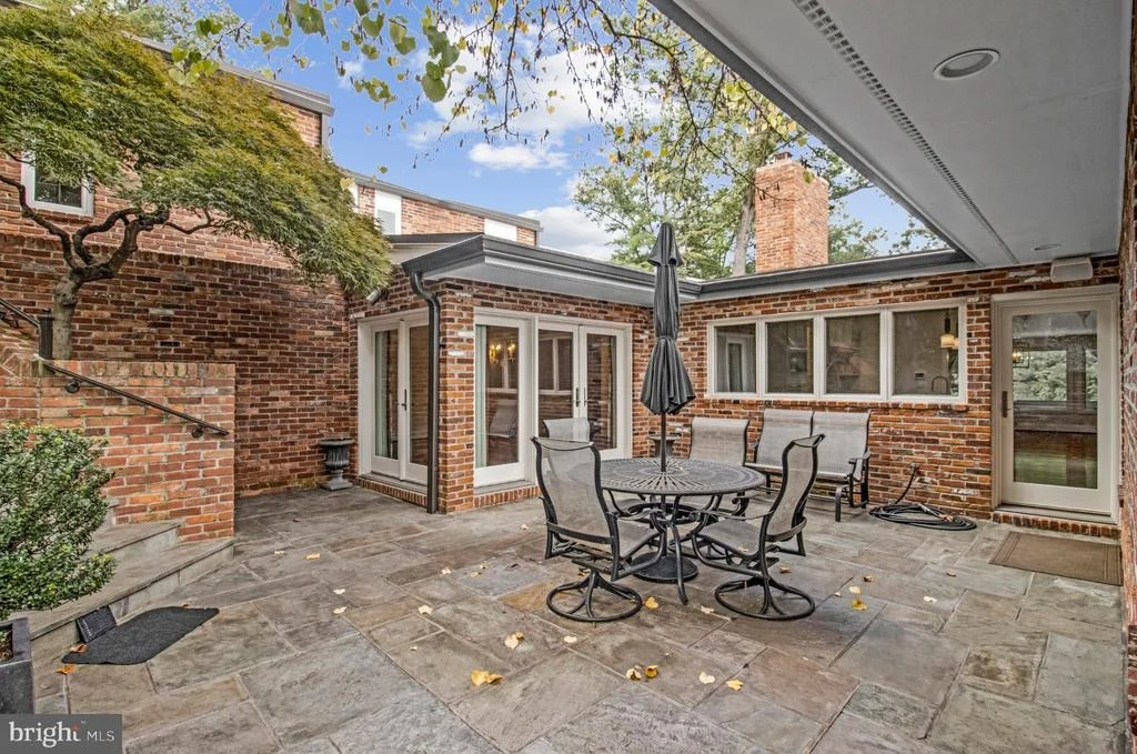 Photo of 1753 ARMY NAVY DRIVE
