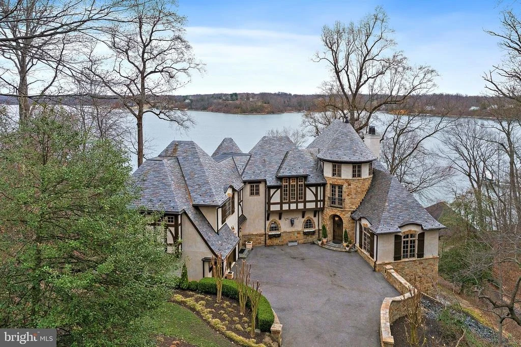 Photo of 1716 SEVERN FOREST DRIVE