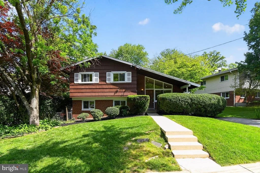 Photo of 4401 FERRARA DRIVE