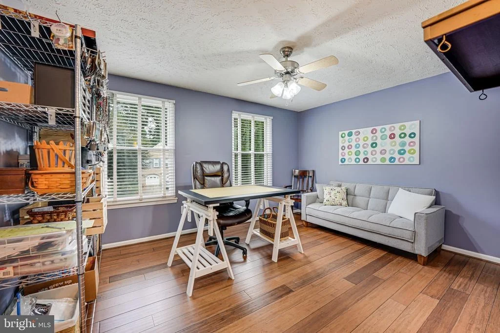 Photo of 15198 HOLLEYSIDE DRIVE