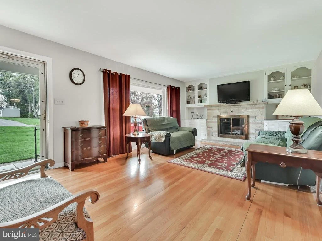 Photo of 6143 LONG BRANCH ROAD