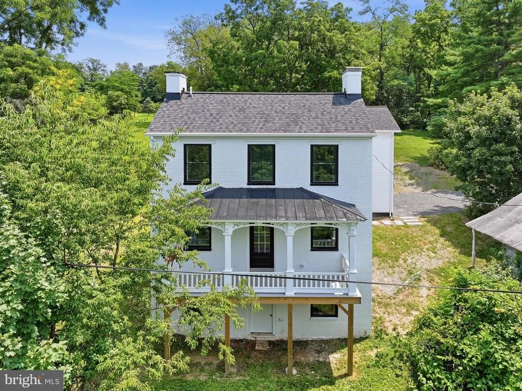 Photo of 11523 HANDBOARD ROAD