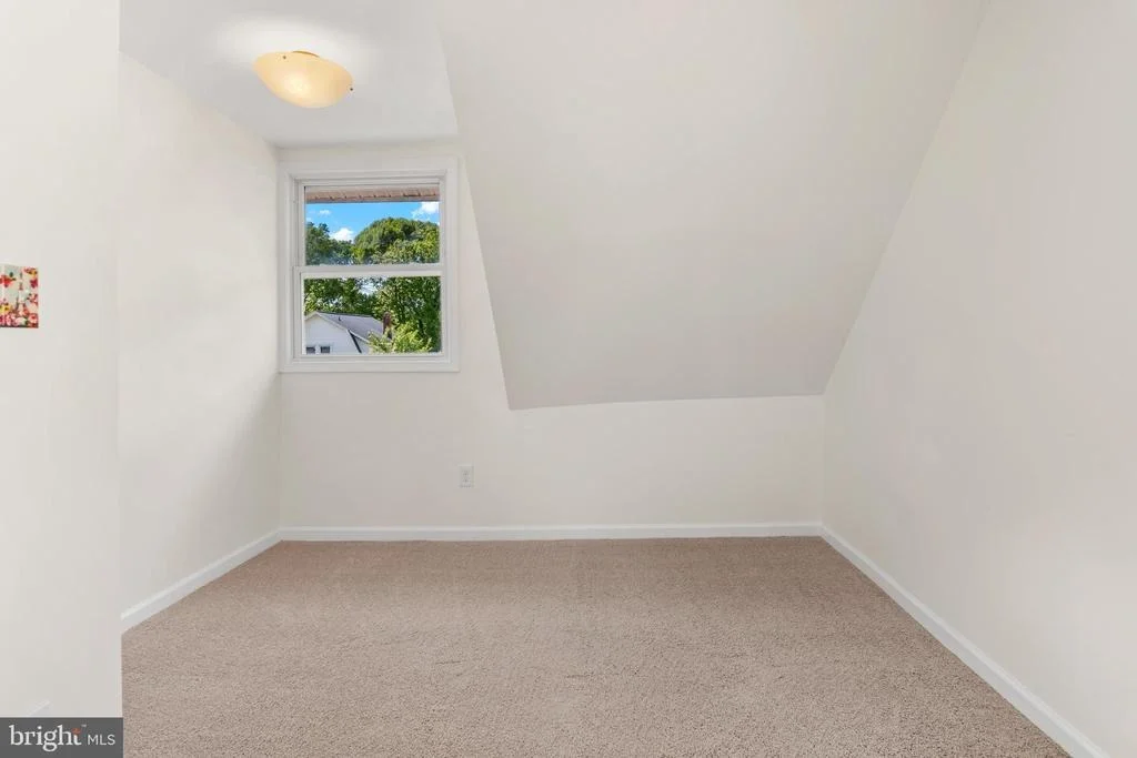 Photo of 3305 DEVONSHIRE DRIVE