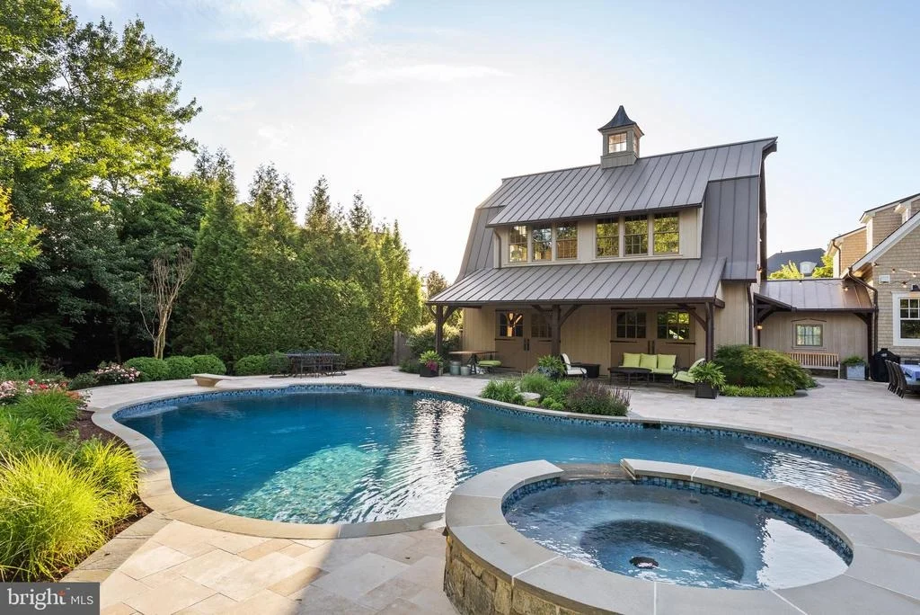 Photo of 6529 SOTHORON ROAD