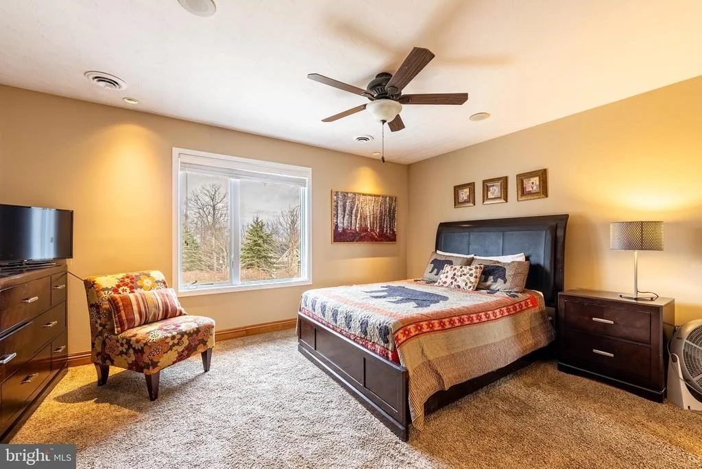 Photo of 1200 MOUNTAINVIEW DRIVE