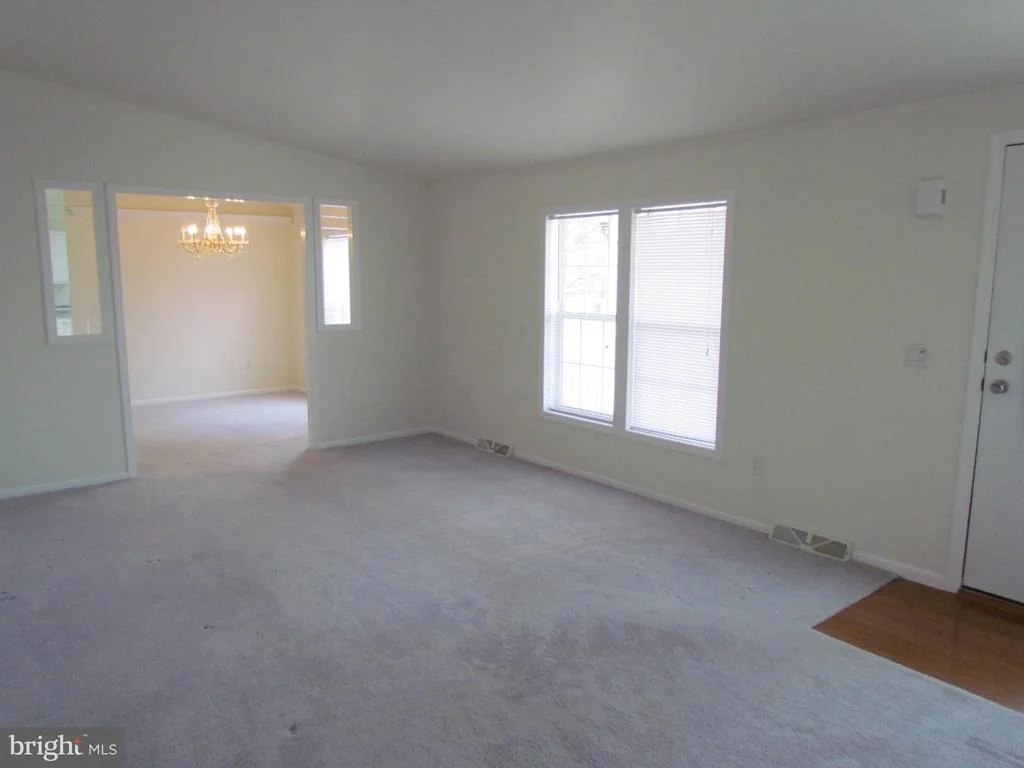 Photo of 402 MOORE PLACE