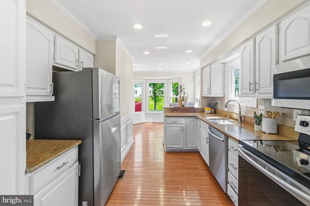 Photo of 14215 GREENVIEW DRIVE