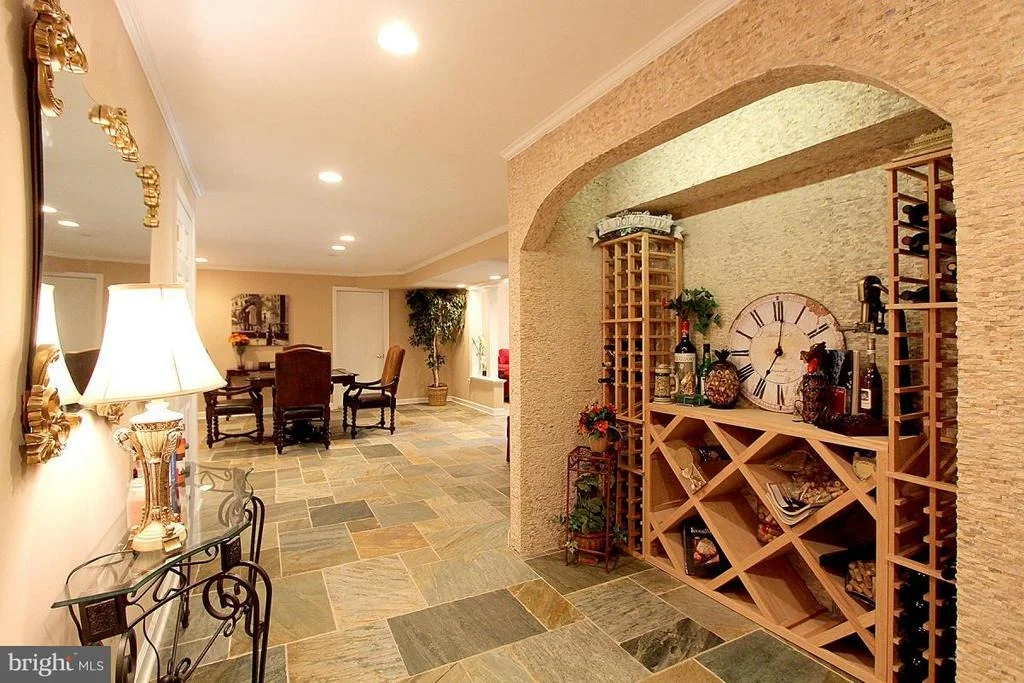 Photo of 22218 CREEKVIEW DRIVE