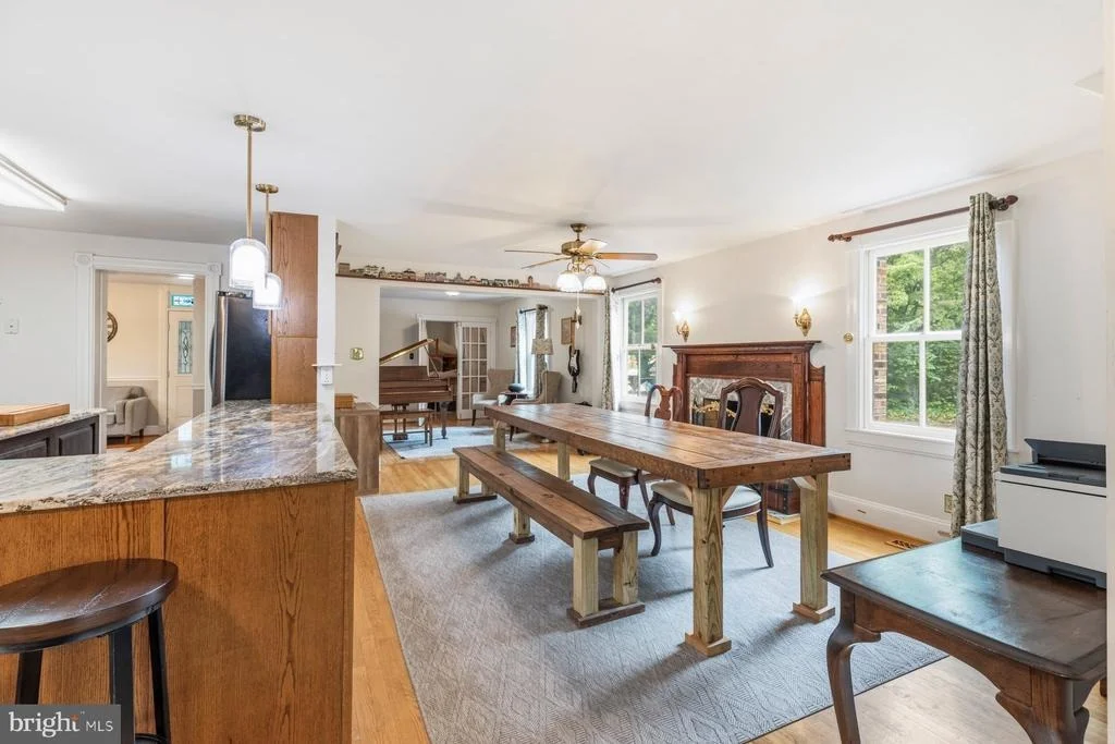 Photo of 1105 MONTGOMERY STREET