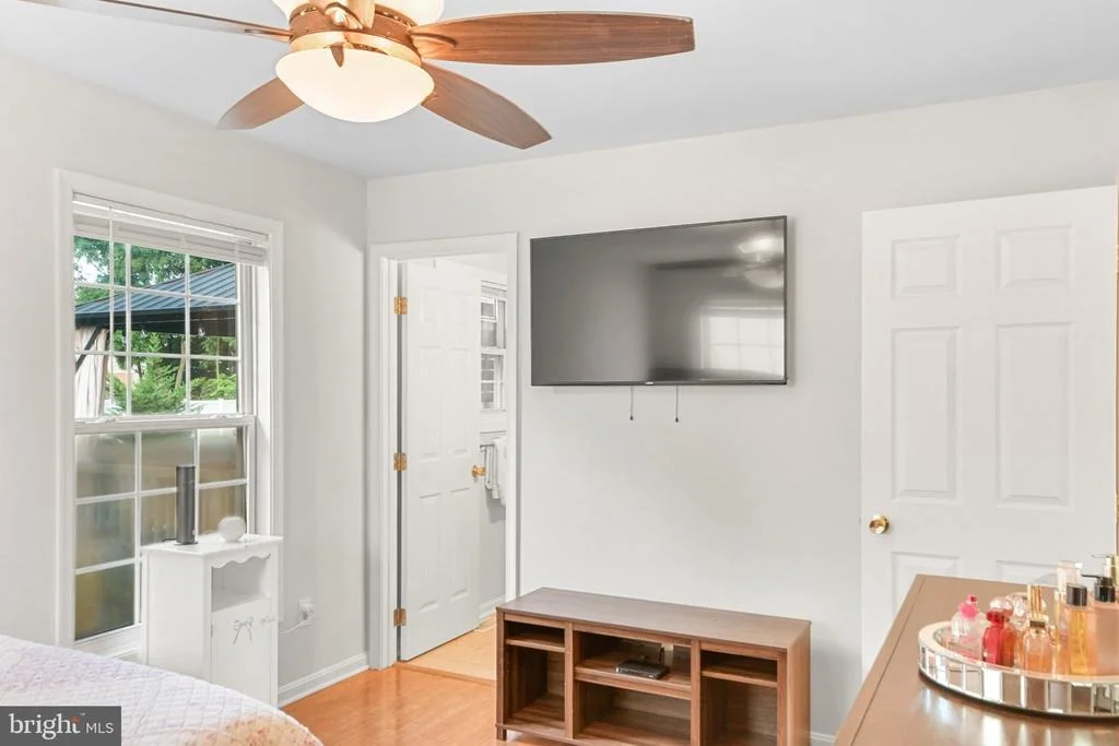 Photo of 16902 READING DRIVE