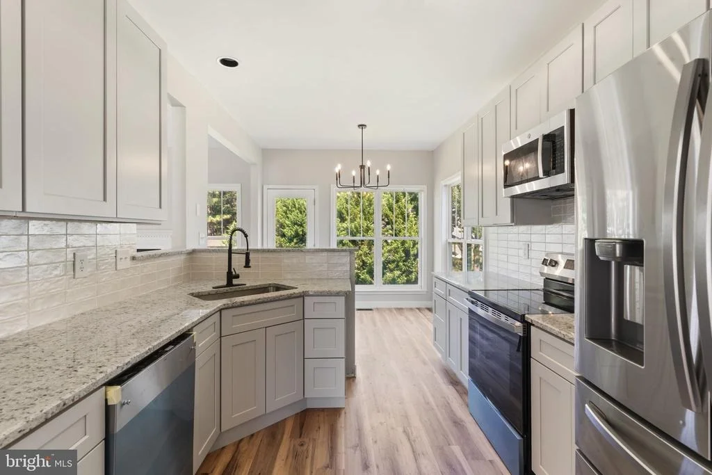 Photo of 203 FOREST AVENUE