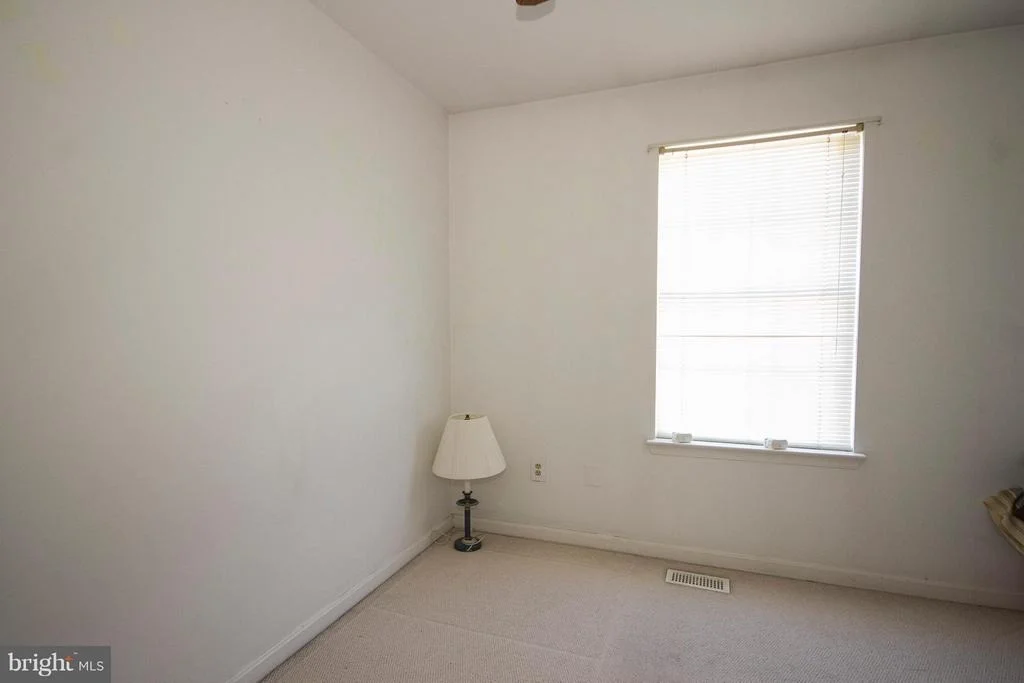 Photo of 4305 SPRING AVENUE
