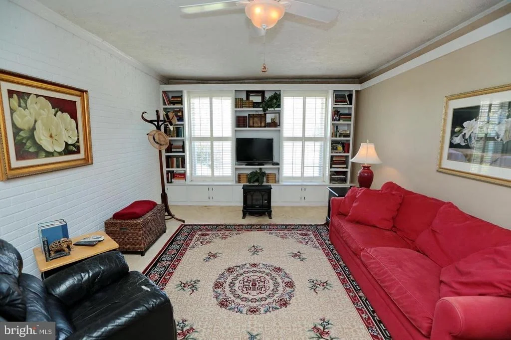 Photo of 10185 MARSHALL CORNER ROAD