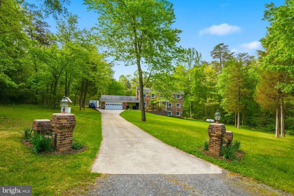 Photo of 9045 FORESTVIEW DRIVE