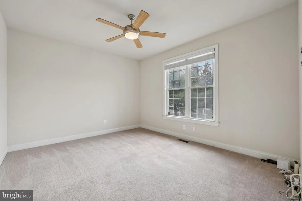 Photo of 1702 FIELDBROOK LANE