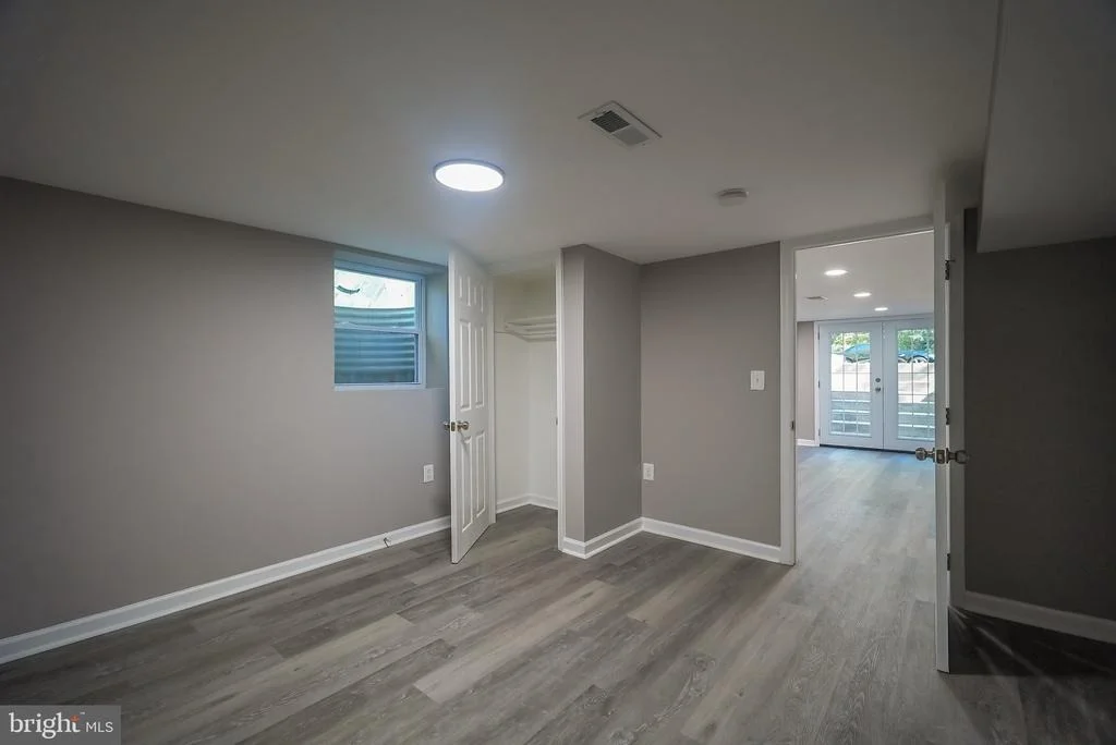Photo of 4150 BARRETT