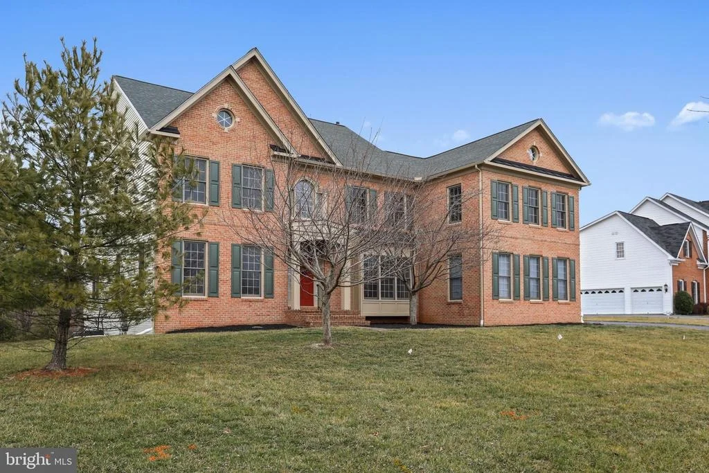 Photo of 24701 FARMVIEW LANE