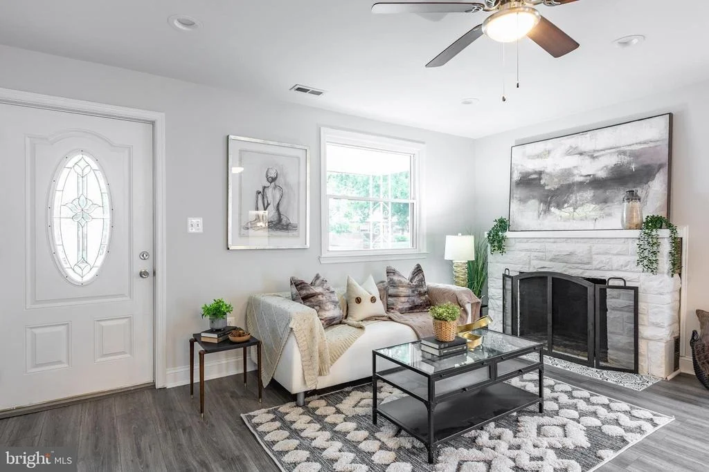 Photo of 1020 THOMAS ROAD