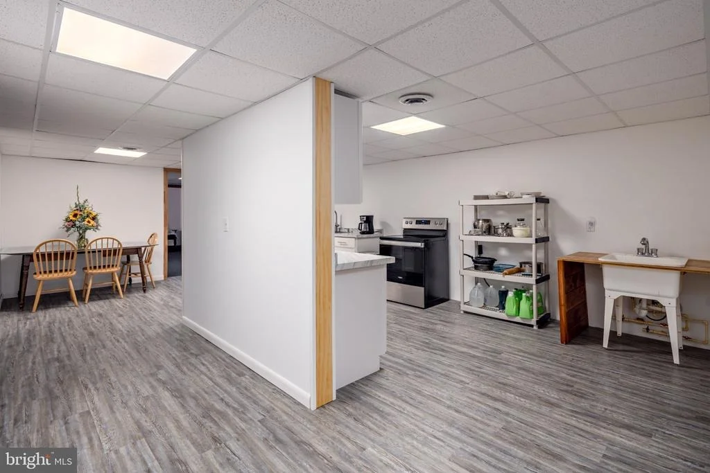 Photo of 1045 DOYLE ROAD